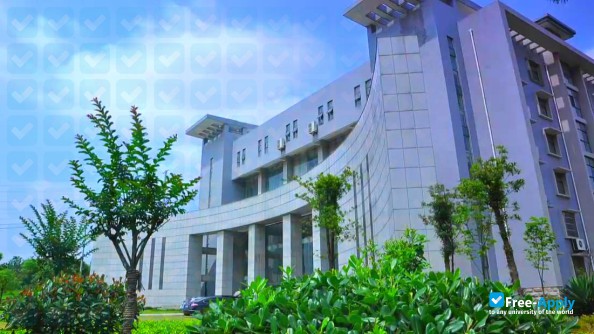 Wuhan Institute of Technology (Institute of Chemical Technology) photo #7