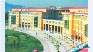 Minjiang University thumbnail #2