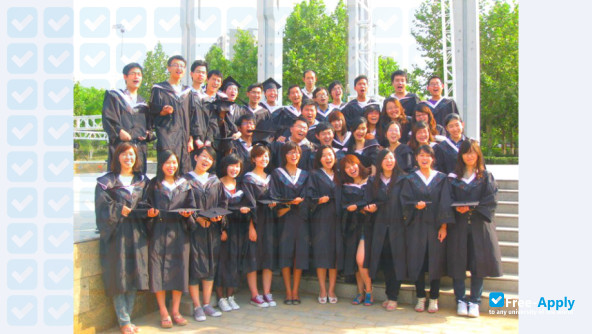 Foto de la Shijiazhuang Tiedao University (Railway Institute) #7