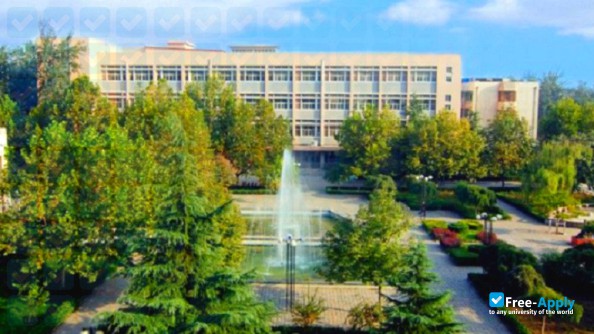 Photo de l’Shijiazhuang Tiedao University (Railway Institute) #8