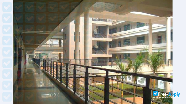 Guangdong Pharmaceutical University photo #6