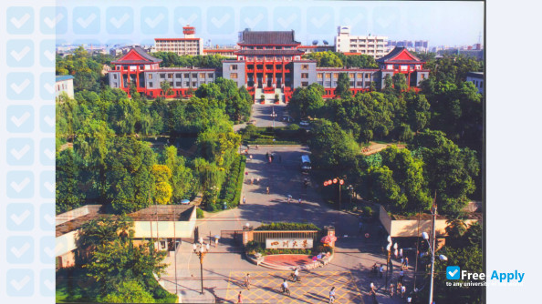Photo de l’Sichuan University #8