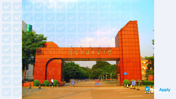 Guangdong University of Foreign Studies photo #6