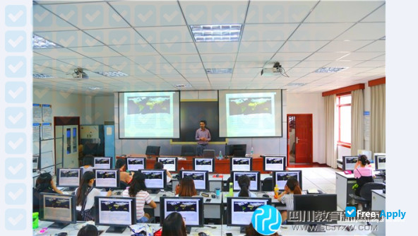 Chengdu University of Information Technology фотография №7
