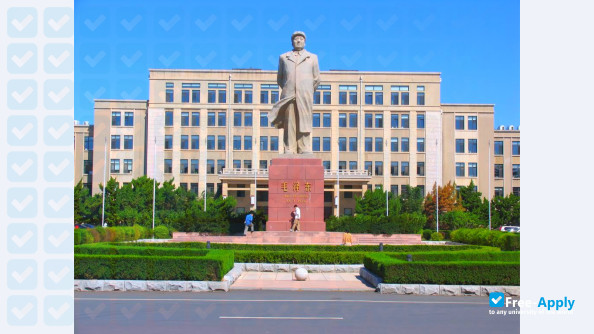 Dalian University of Technology фотография №9