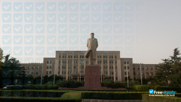 Dalian University of Technology photo #10
