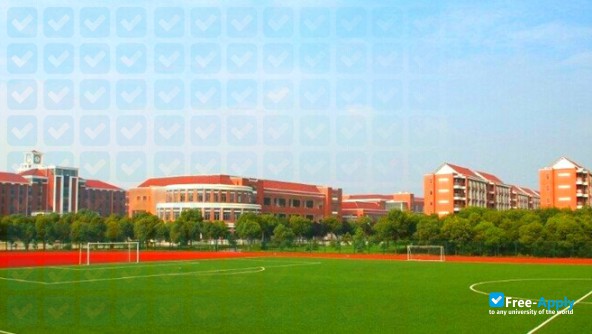 Foto de la Sanda University #2