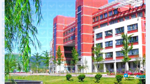 Shandong University of Science & Technology фотография №1