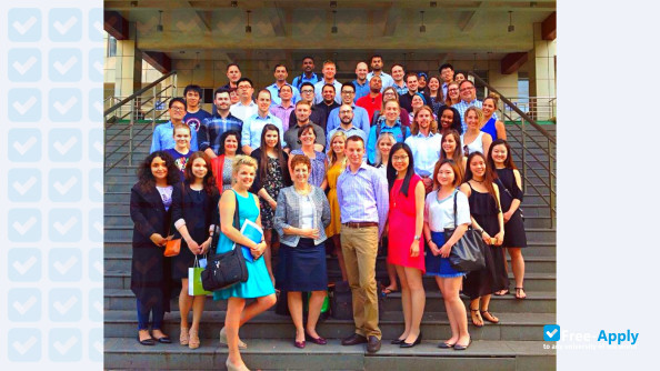 Shanghai University of Finance & Economics фотография №2