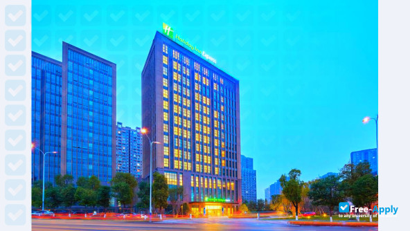 Chongqing University фотография №1