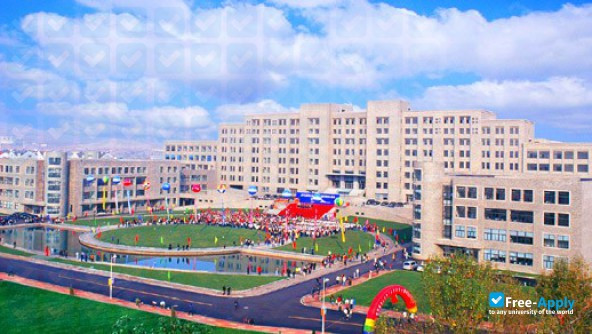 Foto de la Dalian Polytechnic University #8