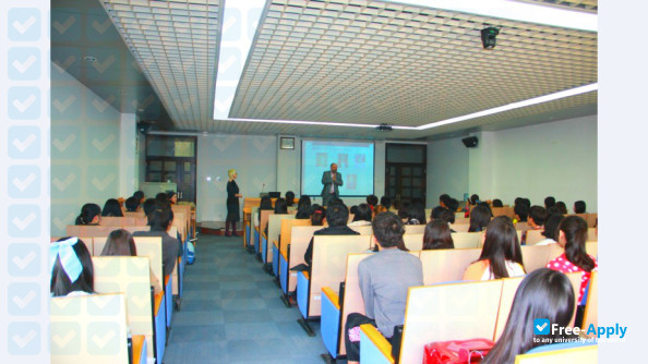 Foto de la Beijing Technology & Business University #6