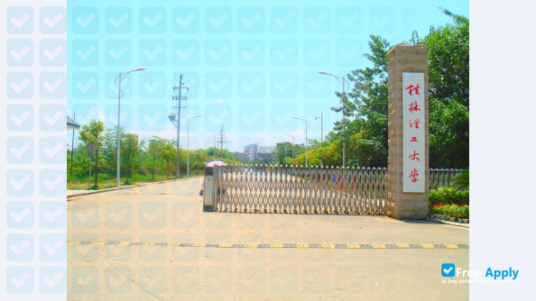 Photo de l’Guilin University of Technology #3