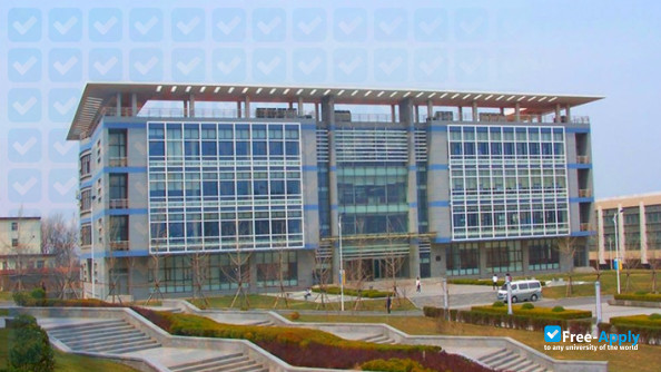 Dalian Vocational & Technical College фотография №2