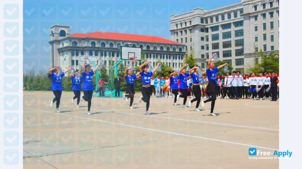 Фотография Qingdao Harbor Vocational & Technical College