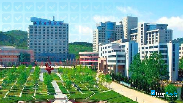 Shandong Technology and Business University фотография №2