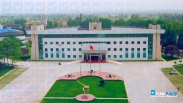 Foto de la Civil Aviation University of China #9