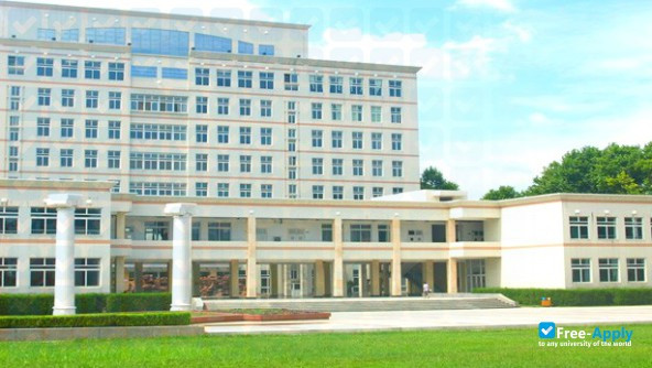 Foto de la Anhui University of Technology #3