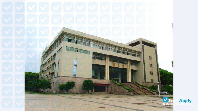 Anhui University of Technology фотография №1