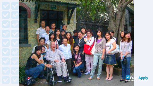 Foto de la Shanghai Theatre Academy #4
