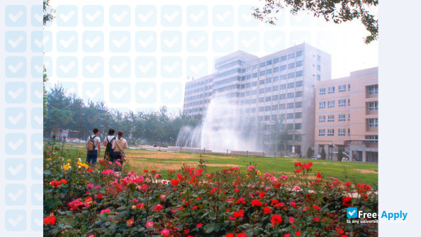 Foto de la Tianjin University of Commerce #10