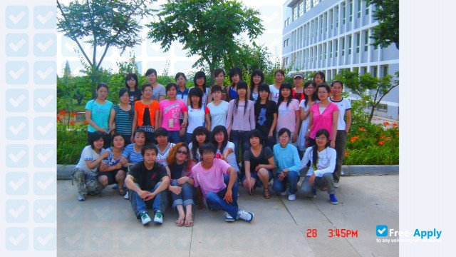 Foto de la Shenyang Normal University #13