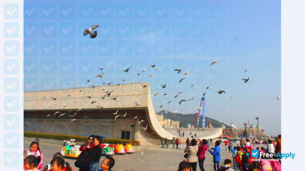 Foto de la Dalian Jiaotong University (Railway Institute) #13