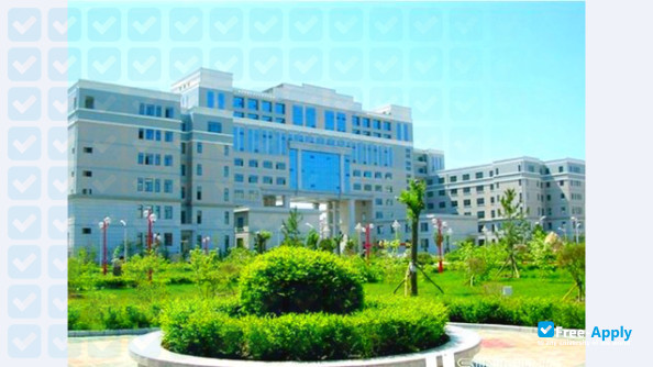 Foto de la Heilongjiang Institute of Technology #5