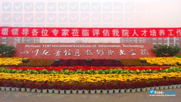 Foto de la Sichuan Top IT Vocational Institute #1