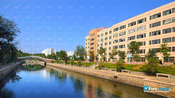 Dezhou University photo #8