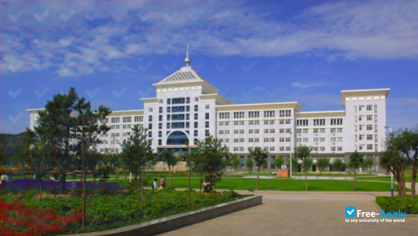 Hebei Tourism Vocational College photo #2
