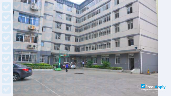 Shanghai Polytechnic University photo #5
