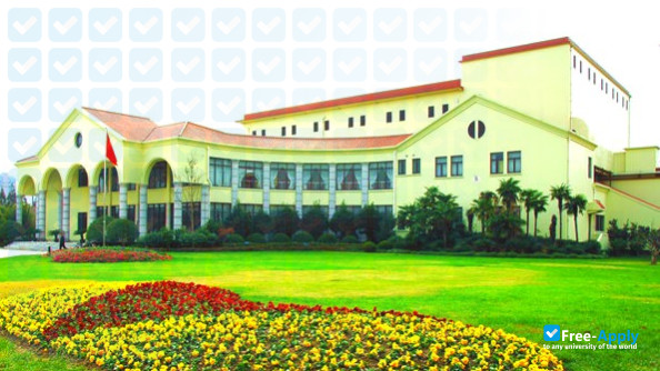 Photo de l’Shanghai Customs College #1