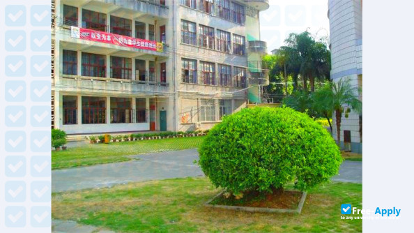 Fuzhou Vocational and Technical College фотография №7