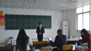 Nanning College for Vocational Technology thumbnail #1