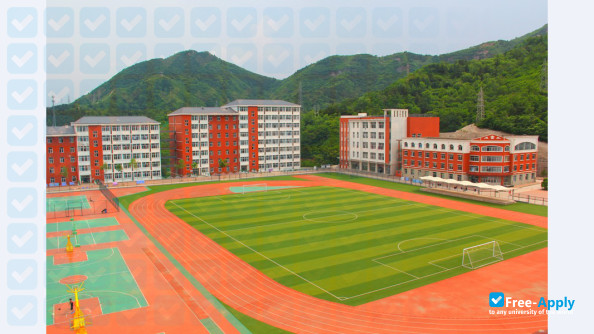Chengde Nursing Vocational College photo #2
