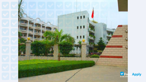 Qitaihe Vocational College фотография №9