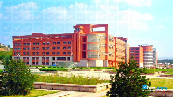 Photo de l’Shandong Jianzhu University #6