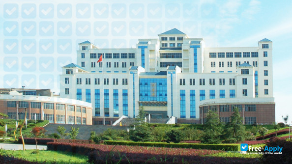 Hunan Institute of Science & Technology фотография №4