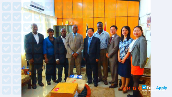 Foto de la Hunan City University #7