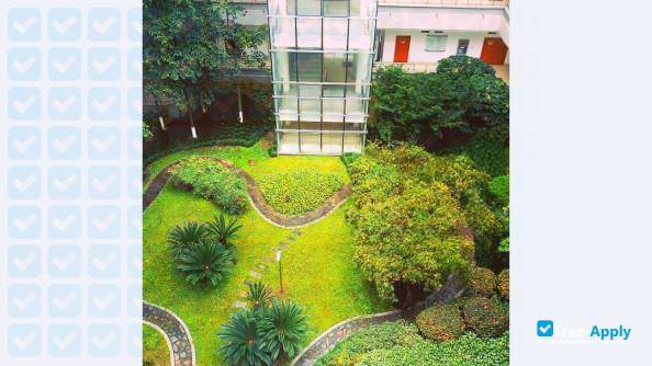 Foto de la Shanghai University of Political Science and Law