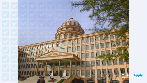Photo de l’Lanzhou College of Foreign Studies #4