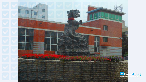 Jilin Province Economic Management Cadre College фотография №6
