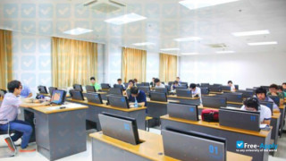 Xi'An Fanyi University thumbnail #2