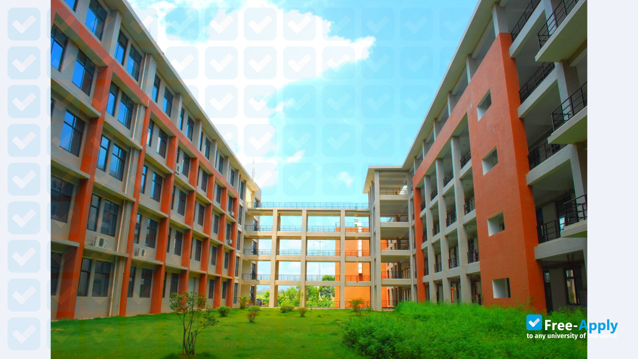 Foto de la Xiamen Huaxia University #4