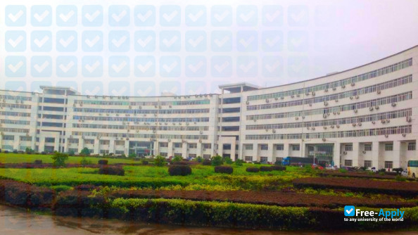 Jiangxi University of Traditional Chinese Medicine photo #3