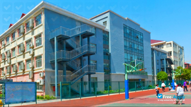Photo de l’Shanghai Pharmaceutical School #1