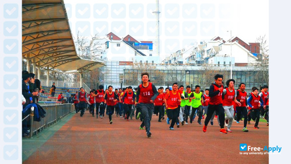 Tianjin Railway Technical & Vocational College photo #2