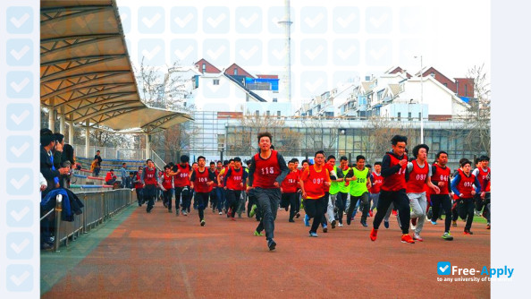 Photo de l’Tianjin Railway Technical & Vocational College #6