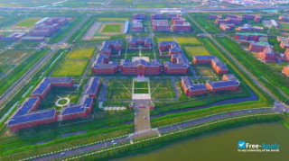 Tianjin Railway Technical & Vocational College thumbnail #1